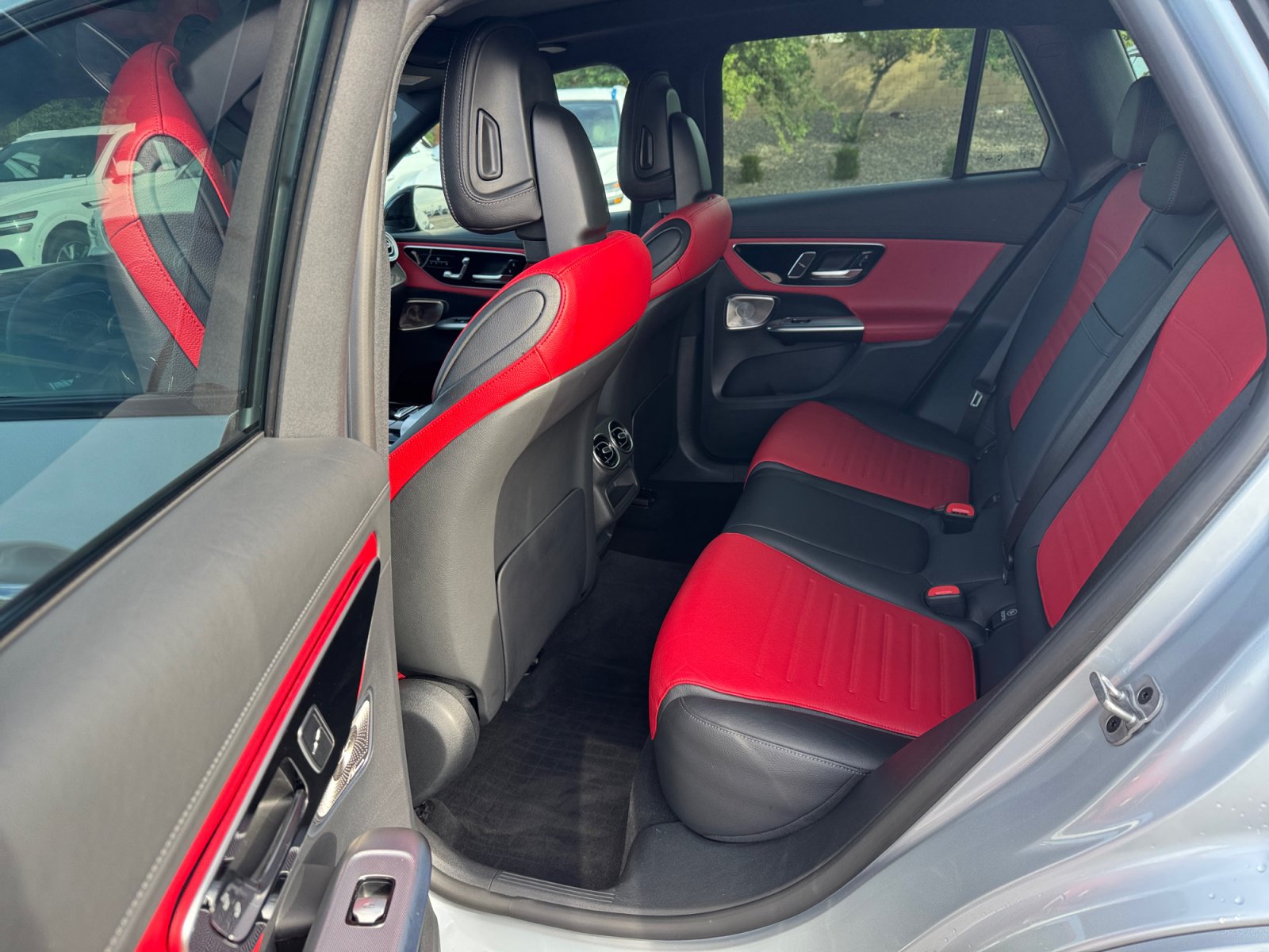 Used 2024 Mercedes-Benz GLC 43 AMG 4MATIC image 17