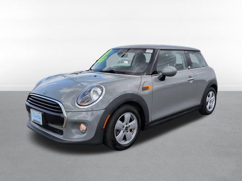 Used 2019 MINI Cooper 2-Door Hardtop FWD image 11