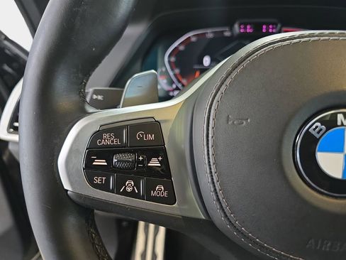 Used 2019 BMW X5 xDrive50i w/ M Sport Package image 20