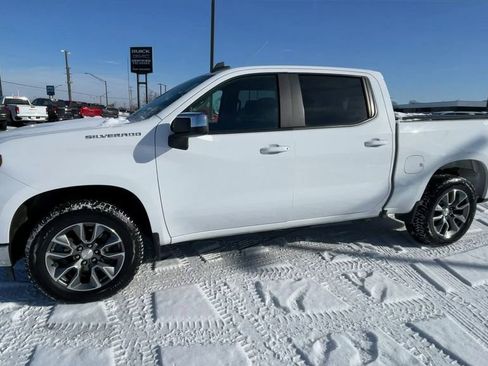 Used 2024 Chevrolet Silverado 1500 LT AWD/4WD image 6