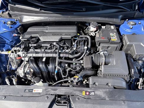 Used 2024 Hyundai Elantra Limited FWD image 28
