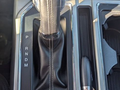 Used 2018 Ford F150 Lariat w/ Equipment Group 502A Luxury image 16