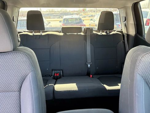 Used 2019 Chevrolet Silverado 1500 Custom w/ Custom Value Package image 15