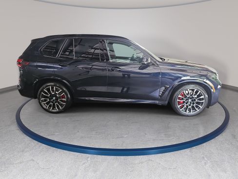 New 2026 BMW X5 xDrive50e w/ M Sport Package AWD/4WD image 4