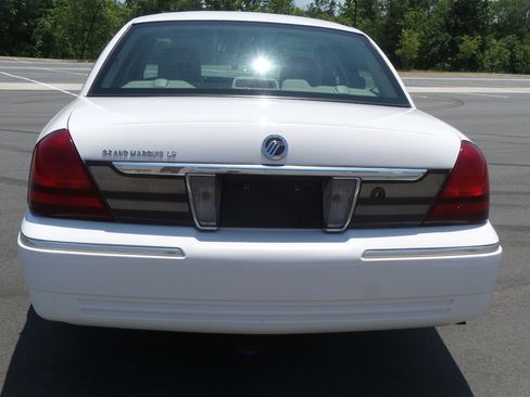 Used 2006 Mercury Grand Marquis LS image 13