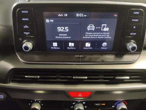 Used 2020 Kia Telluride LX FWD image 25