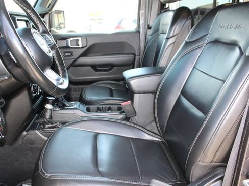 Used 2021 Jeep Wrangler Unlimited Sahara w/ Cold Weather Group AWD/4WD image 40