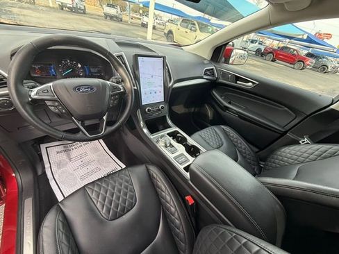 Used 2024 Ford Edge Titanium w/ Equipment Group 301A image 18