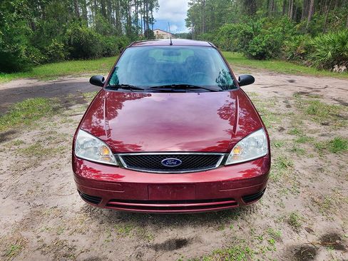 Used 2007 Ford Focus SE image 2
