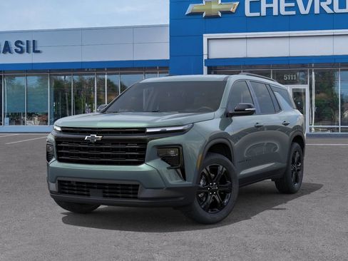 New 2027 Chevrolet Traverse LT w/ Midnight/Sport Edition AWD/4WD image 6