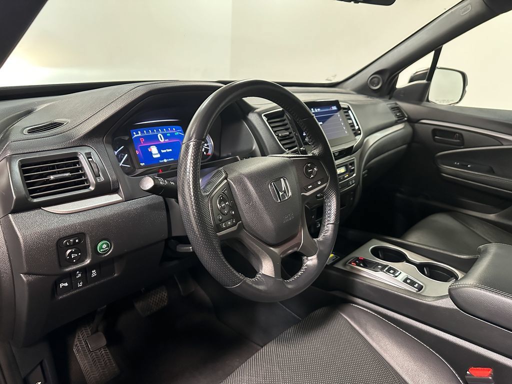 Used 2024 Honda Passport EX-L image 8