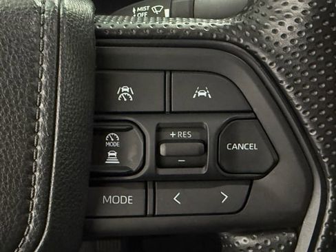 Used 2024 Toyota Tacoma SR image 12