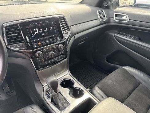 Used 2021 Jeep Grand Cherokee Laredo X AWD/4WD image 11
