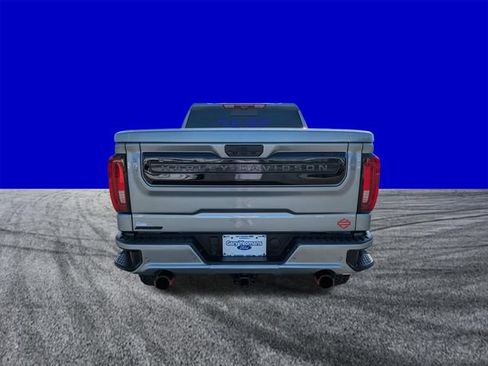 Used 2024 GMC Sierra 1500 AT4 w/ Technology Package AWD/4WD image 5