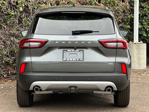 New 2024 Ford Escape SE w/ PHEV Premium Package image 5