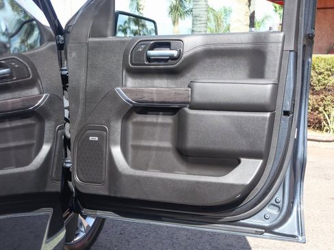 Used 2021 Chevrolet Silverado 1500 LTZ image 36