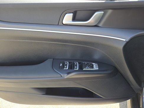 New 2026 Kia K5 LXS FWD image 9