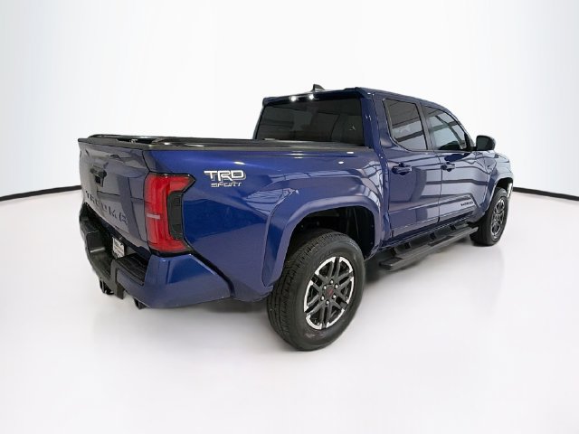 Used 2025 Toyota Tacoma TRD Sport AWD/4WD image 7