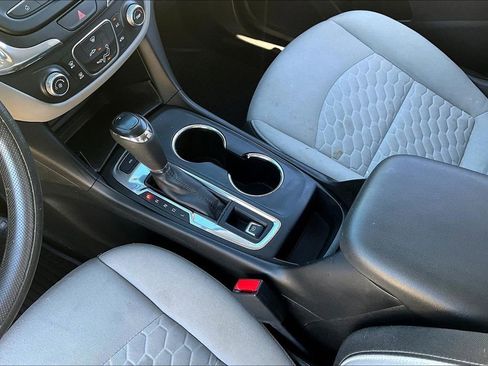 Used 2019 Chevrolet Equinox LT image 15