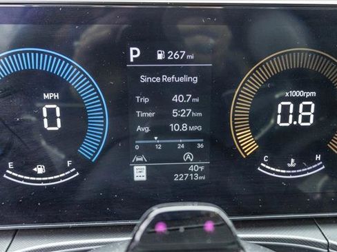 Used 2025 Hyundai Santa Fe SEL image 15