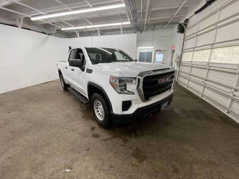 Used 2019 GMC Sierra 1500 4x4 Double Cab w/ Convenience Package image 8