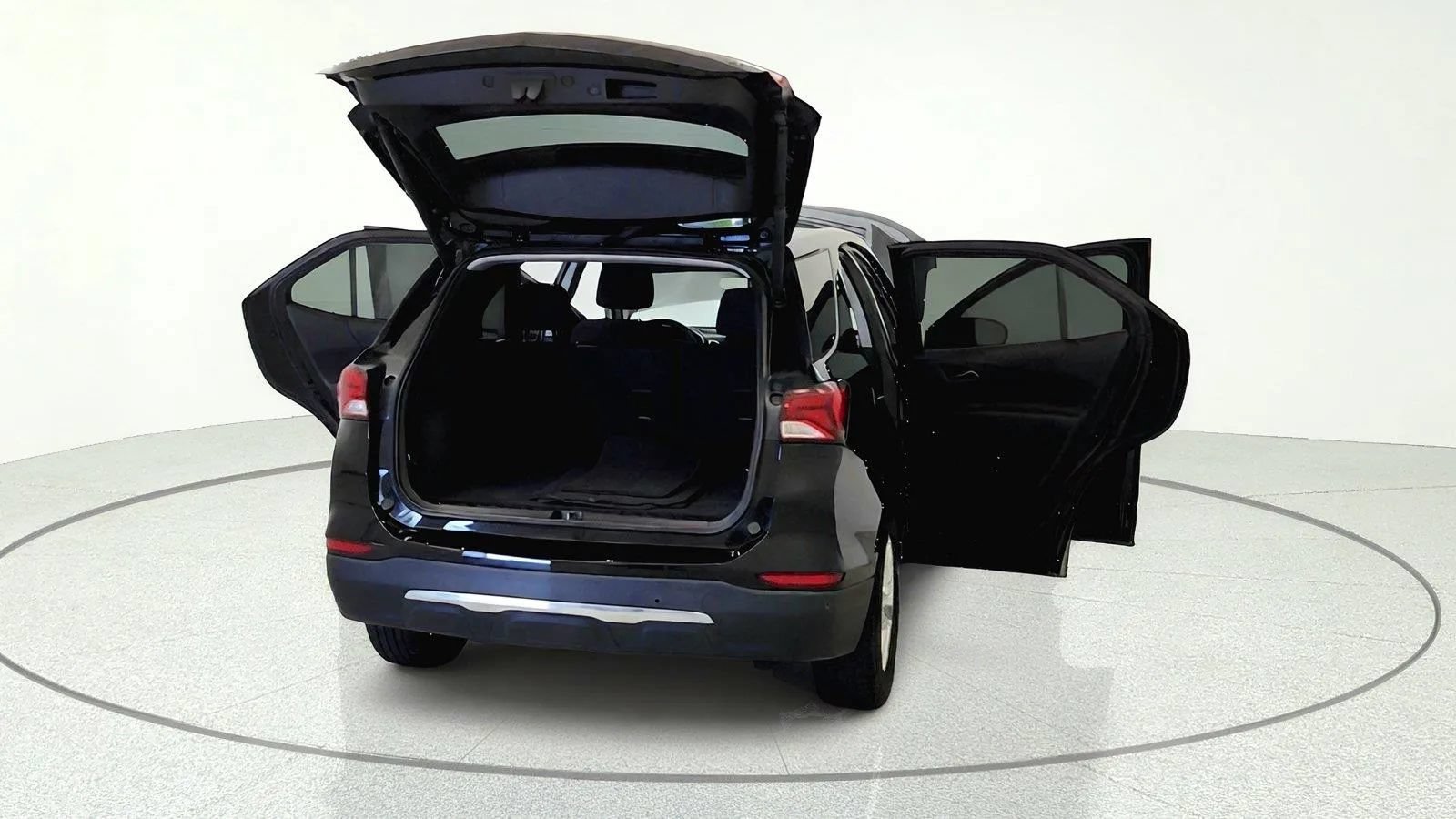 Used 2024 Chevrolet Equinox LT FWD image 11