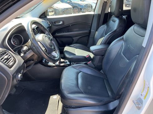 Used 2019 Jeep Compass Limited AWD/4WD image 11