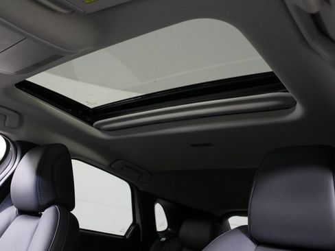 Used 2025 MAZDA CX-30 AWD 2.5 S w/ Premium Package image 21