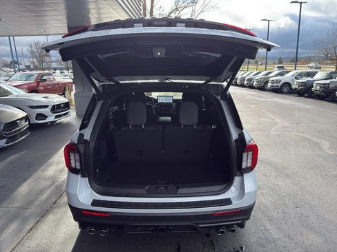 New 2026 Ford Explorer ST AWD/4WD image 7