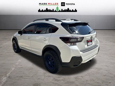Used 2022 Subaru Crosstrek 2.5i Limited AWD/4WD image 3