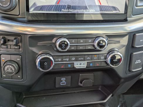 Used 2022 Ford F150 Lariat w/ Equipment Group 501A Mid image 24