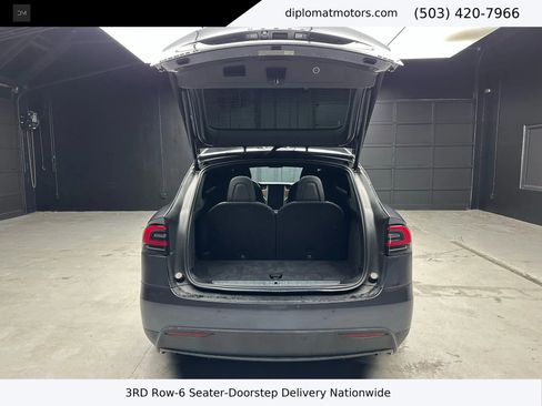 Used 2018 Tesla Model X 75D image 36