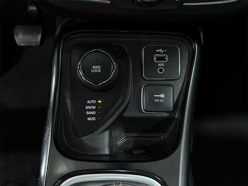 Used 2021 Jeep Compass Limited w/ Elite Exterior Group image 33