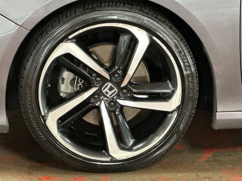 Used 2020 Honda Accord Sport image 32