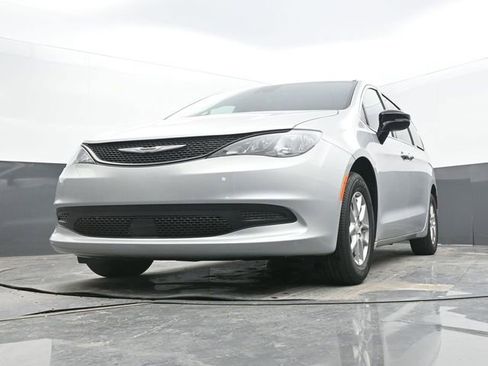 New 2026 Chrysler Voyager LX image 51