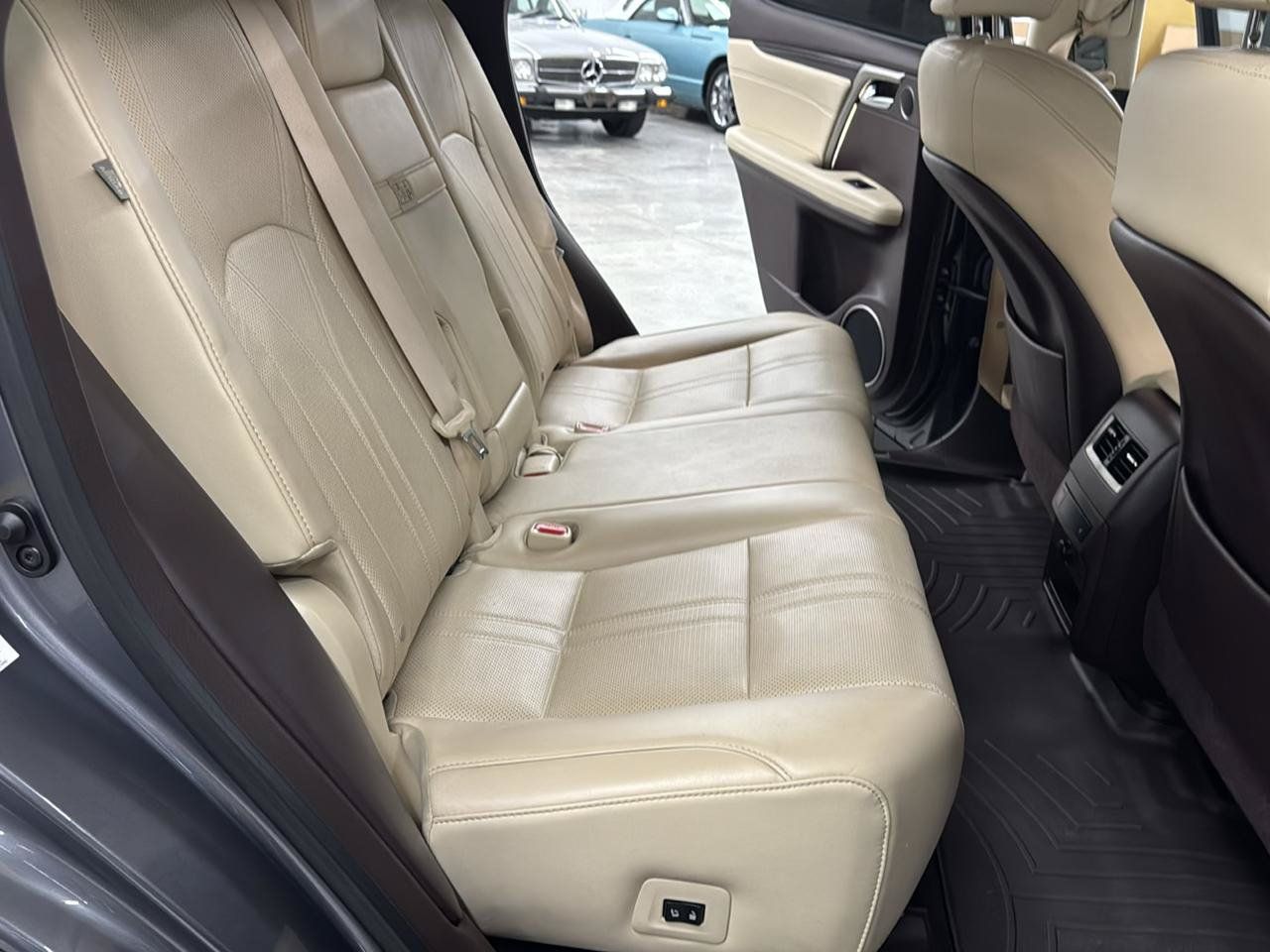 Used 2016 Lexus RX 350 FWD w/ Luxury Package image 21