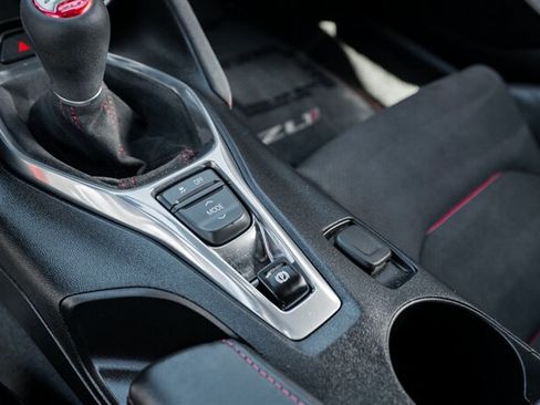 Used 2018 Chevrolet Camaro ZL1 RWD image 40