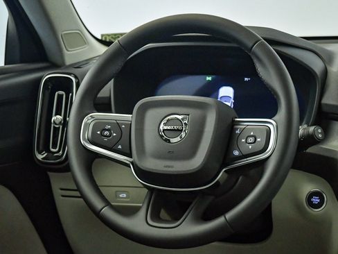 Certified 2026 Volvo XC40 B5 Plus w/ Protection Package Premier AWD/4WD image 13