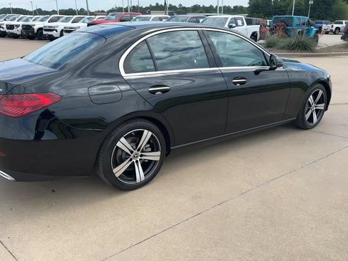 Used 2025 Mercedes-Benz C 300 4MATIC Sedan image 9