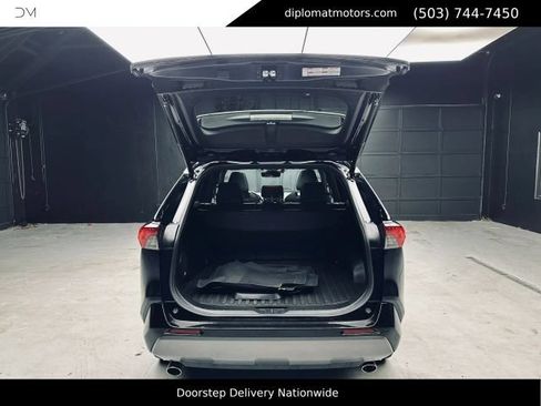 Used 2021 Toyota RAV4 XSE AWD/4WD image 45