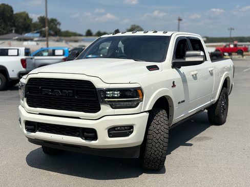 Used 2021 RAM 2500 Limited w/ Night Edition AWD/4WD image 3