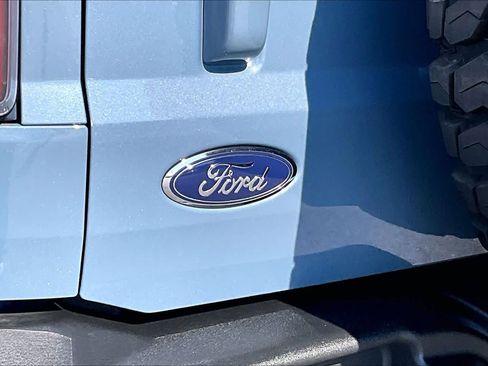 Used 2025 Ford Bronco Outer Banks AWD/4WD image 10