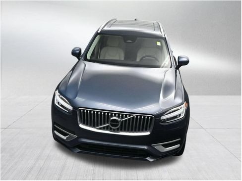 Used 2023 Volvo XC90 B6 Plus w/ Protection Package Premier AWD/4WD image 23