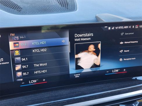 Used 2023 BMW X7 xDrive40i w/ Executive Package image 27