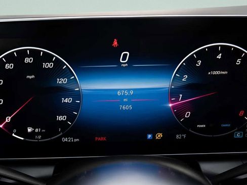 Used 2024 Mercedes-Benz GLC 300 4MATIC image 20