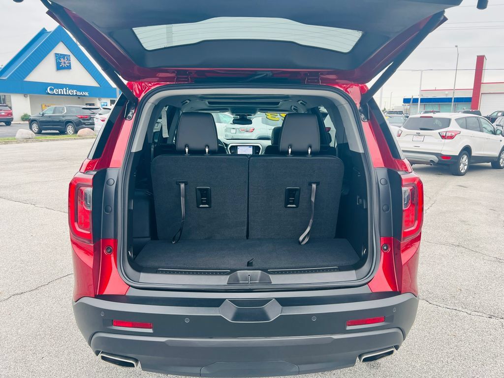 Used 2023 GMC Acadia SLT w/ Elevation Edition AWD/4WD image 39