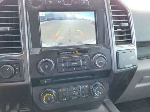 Used 2018 Ford F150 XLT w/ Equipment Group 302A Luxury AWD/4WD image 16