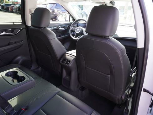 Certified 2025 Buick Envision Preferred image 10