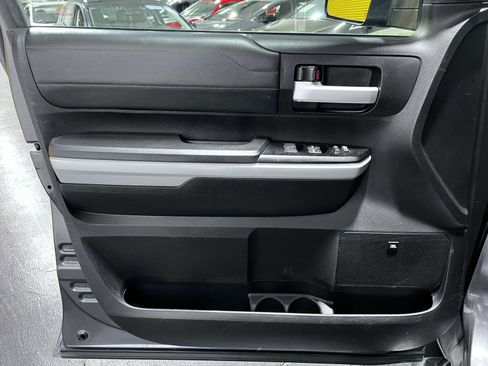 Used 2018 Toyota Tundra Limited w/ Limited Premium Package image 25