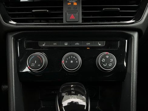 Used 2025 Volkswagen Taos S image 26